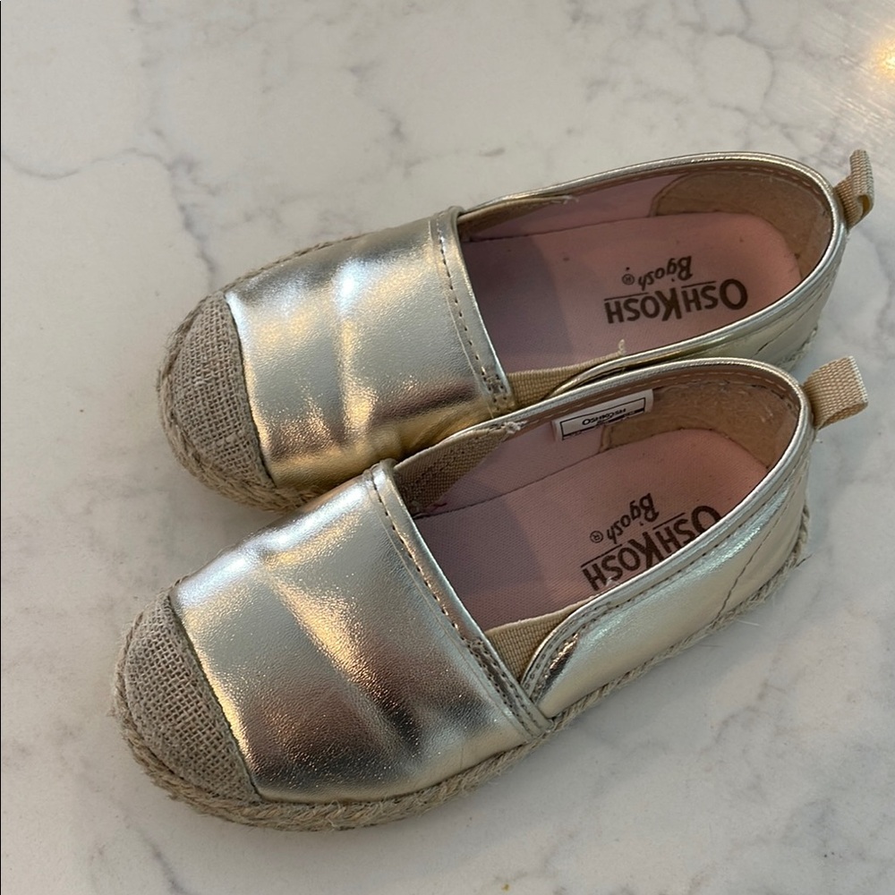 OshKosh B'gosh Gold Espadrilles Slippers Casual Comfort
